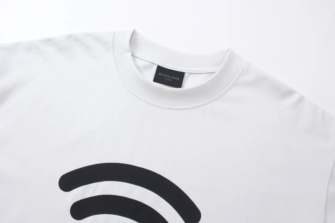 【 . Quality】BALENCI*GA/ .2024 .520 WI-FI T . . Authentic ， ！ ZP 。 260 ， . ， ，。 。 . ， 。 OS . Same Style ：BL 223368 :Black.Cream White Size：XS L